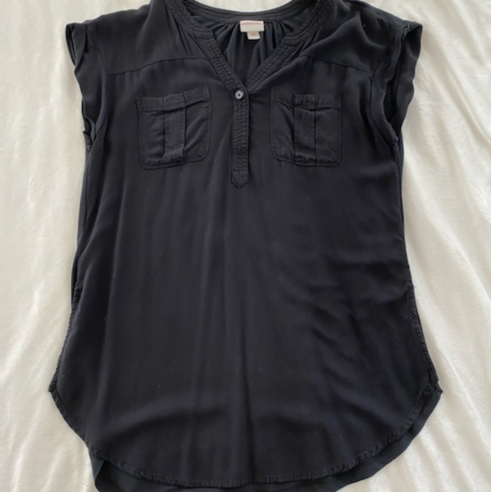 Sleeveless Marona shirt